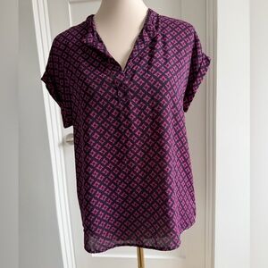 Women's Geometric Print Top - Pink and Black